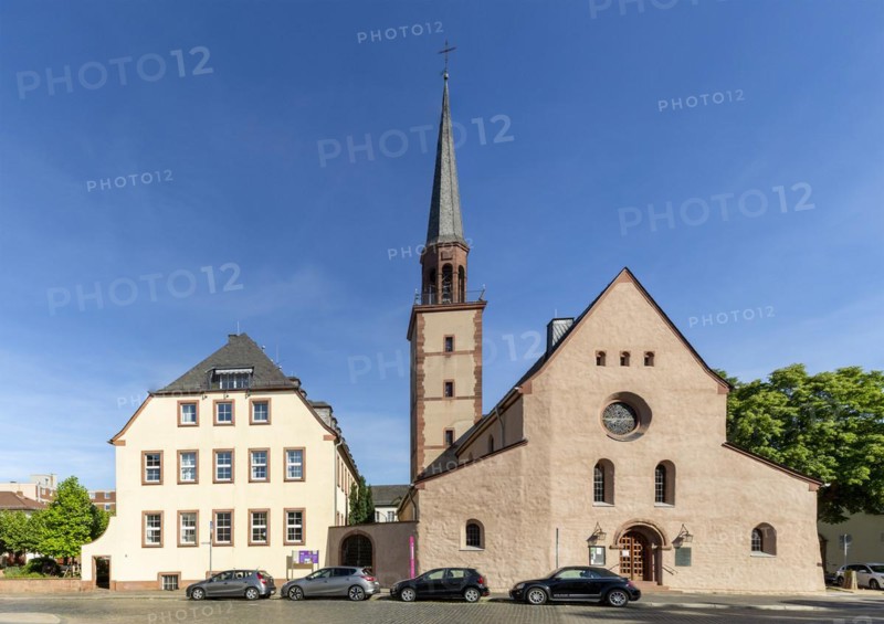 Protestant Magnus Church and Rhine-Hesse region Youth Hostel