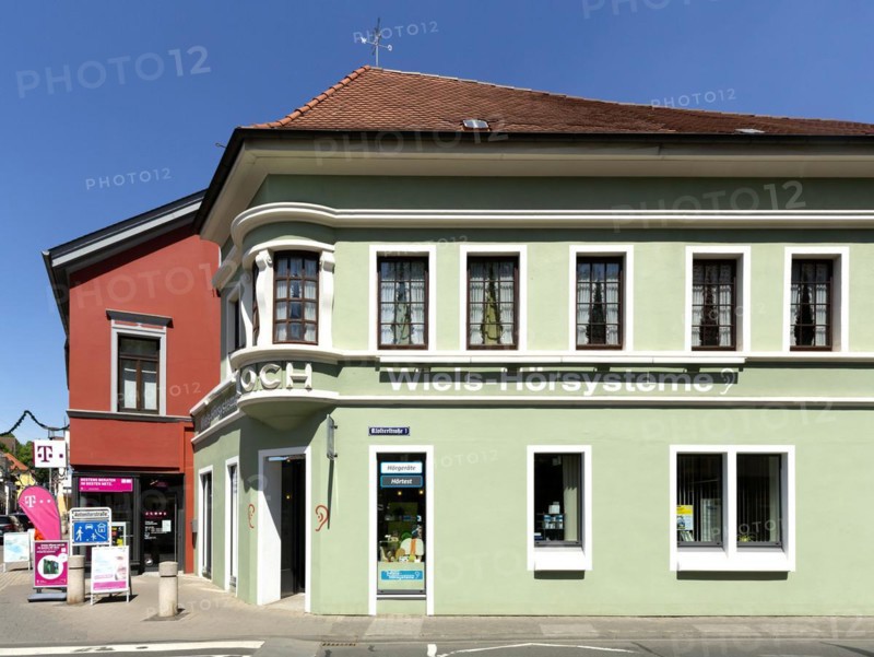 Historic residential and commercial building
