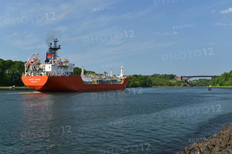 LPG tanker Happy Bride in the Kiel Canal