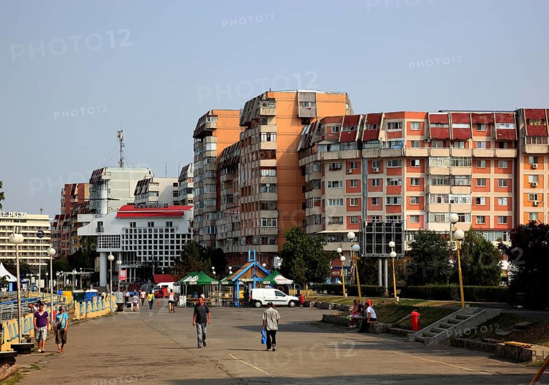 Harbour promenade