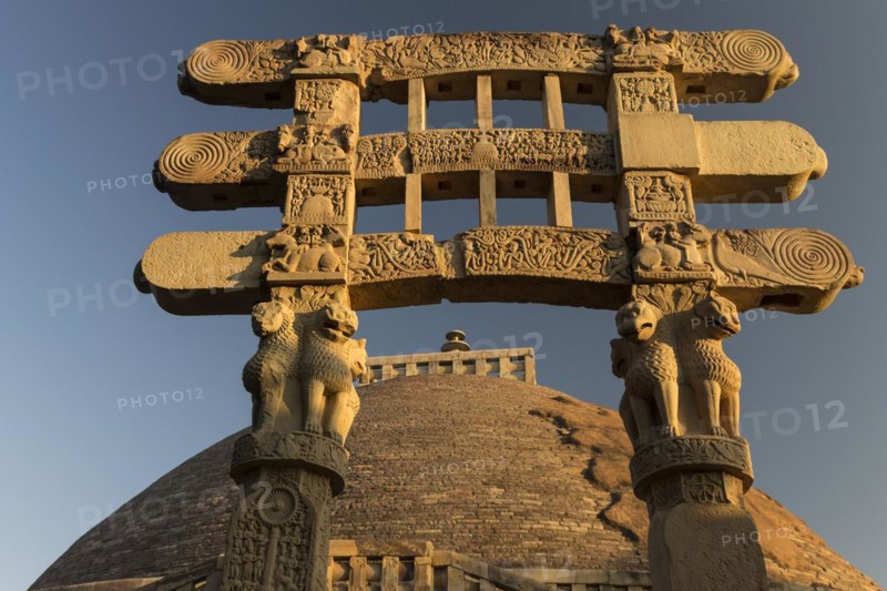 Elaborately carved South Torana