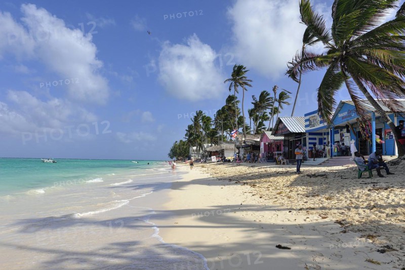 Souvenir shops at Playa Bavaro