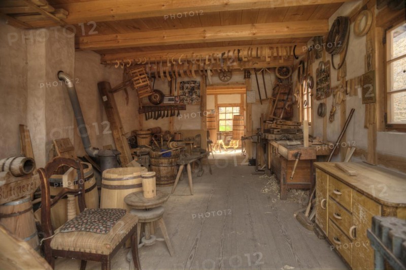 Reconstructed cooperage