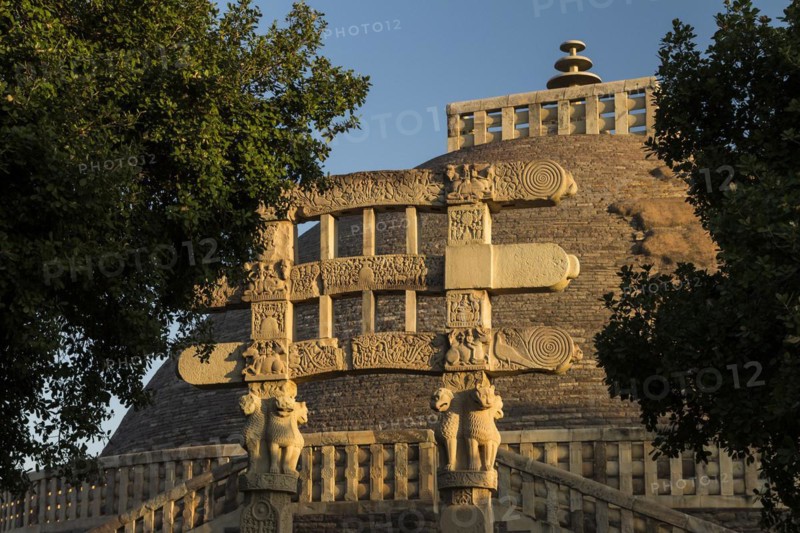 Elaborately carved South Torana