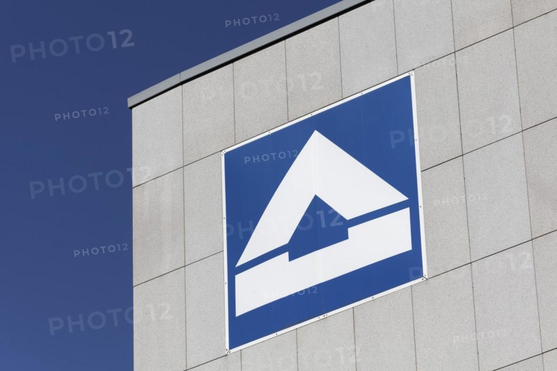 Hochtief AG