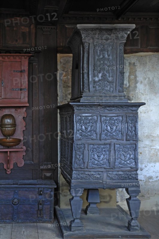 Tiled stove