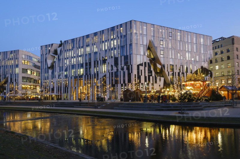 Christmas market at the Koe-Bogen