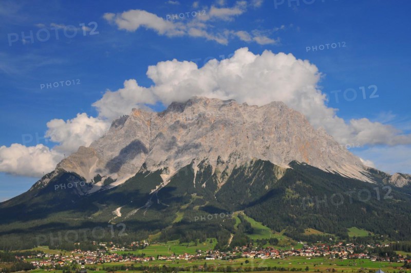 View from Lermoss towards Ehrwald and the Zugspitze