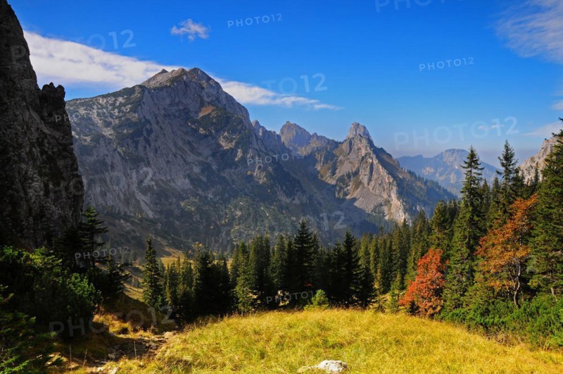 View from the Loesertaljoch to the Hochplatte