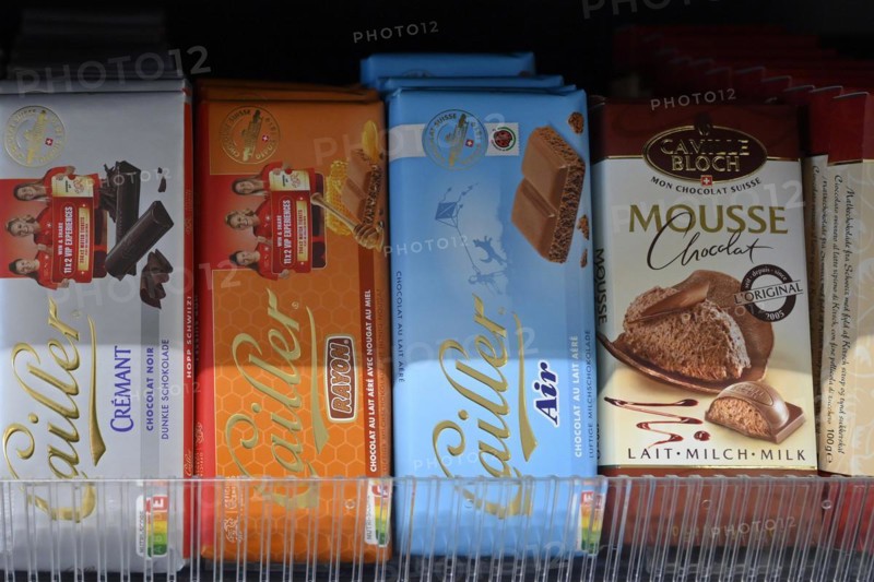 Chocolate bar sales shelf