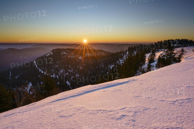 Sunrise on the Hornisgrinde in winter