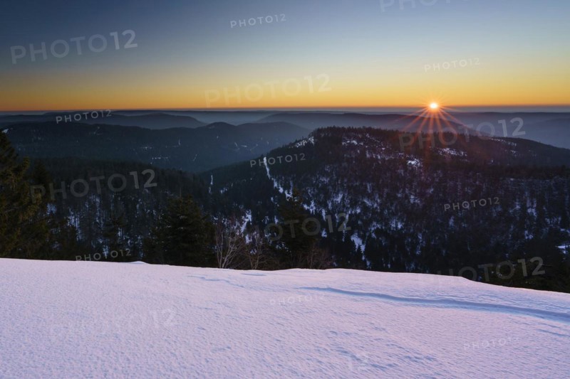 Sunrise on the Hornisgrinde in winter
