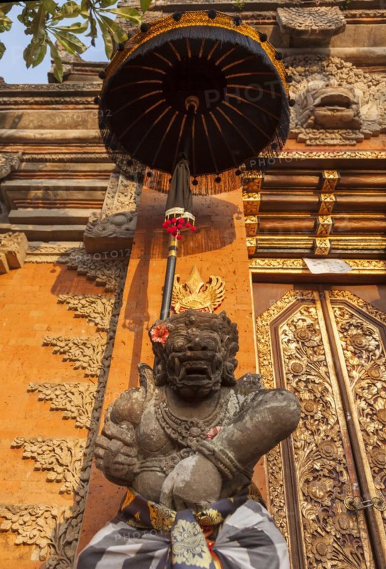 Puri Saren Agung Temple