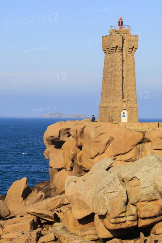 Rocky coast around the Phare de Mean Ruz lighthouse