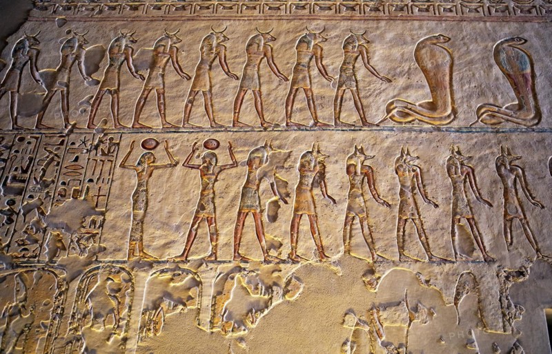 Rock drawing in the royal tomb 6 Ramses IX