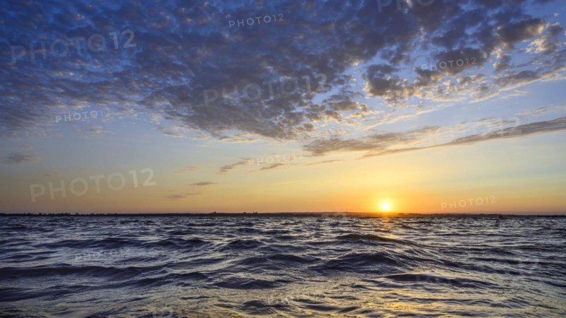 Lake Duemmer at sunset