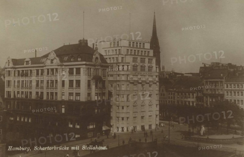 Schartorbruecke with Stellahaus