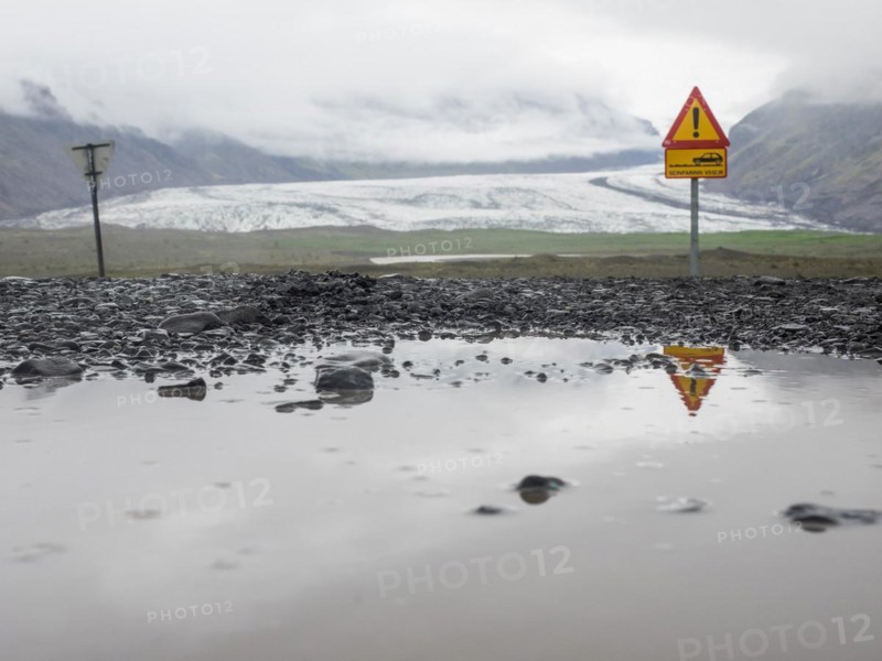 Traffic sign