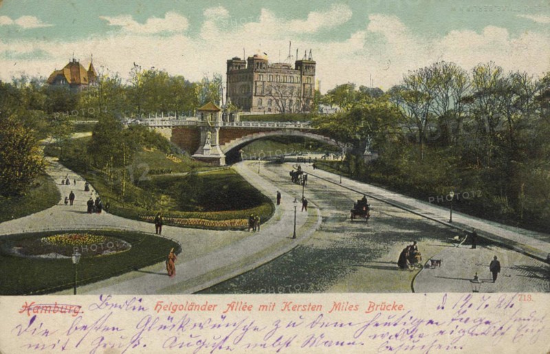 Helgolaender Allee with Kersten Miles Bridge