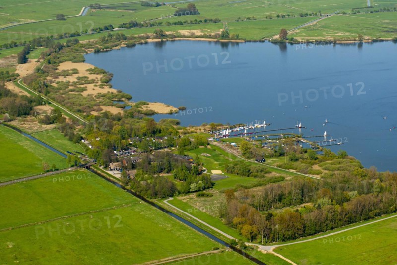 Aerial photograph of Lake Duemmer with reed zone