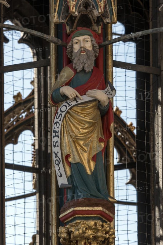 Figure at the Beautiful Fountain: Hosea