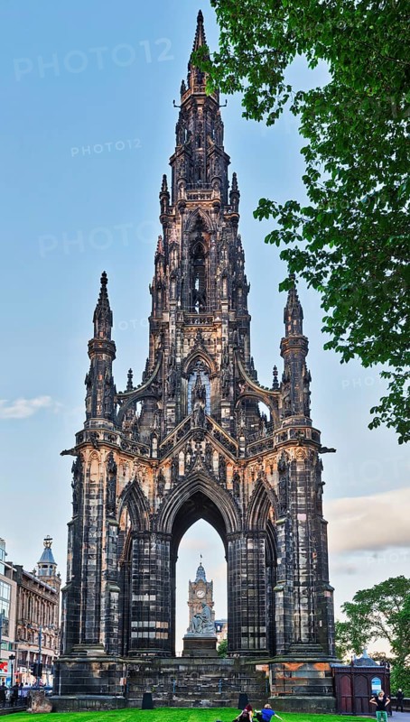 Sir Walter Scott Memorial
