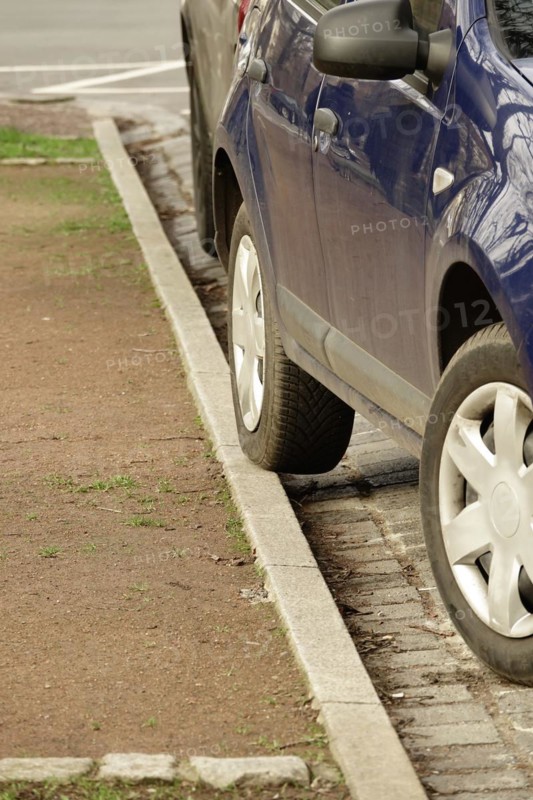 Parking at the kerb