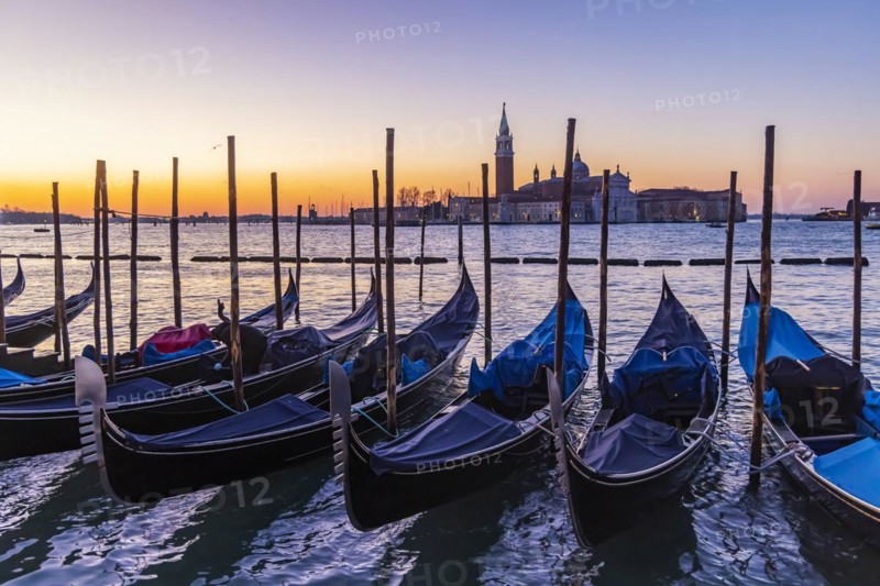 Early morning on the Canale della Giudecca with gondolas