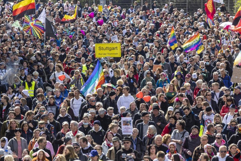 Demonstration by contrarians and other opponents of pandemic restrictions