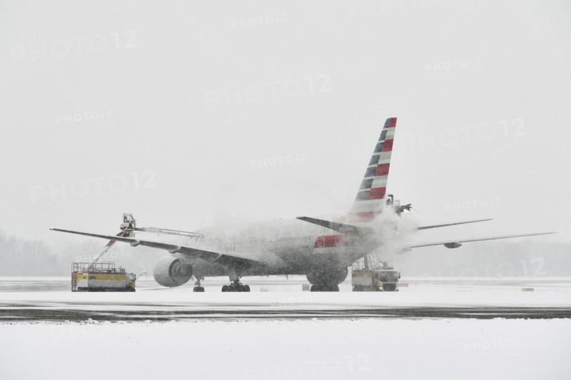 Aircraft deicing in winter in front of take-off
