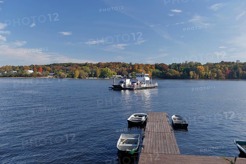 Small ferry boat crossing the Ottawa River