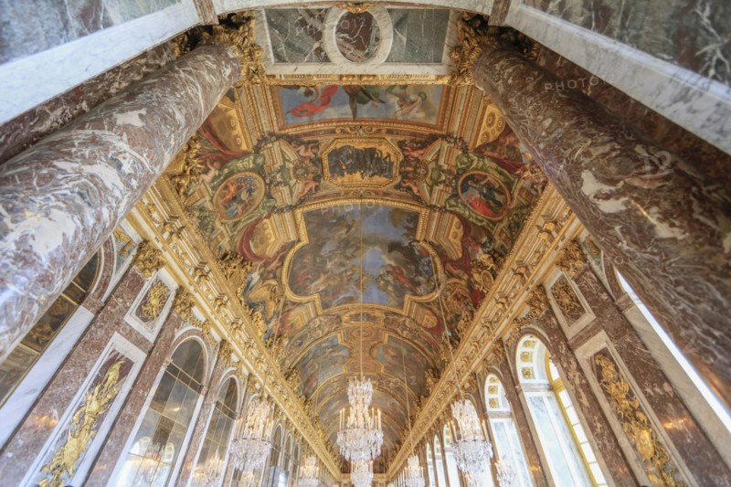 Galerie des Glaces Hall of Mirrors