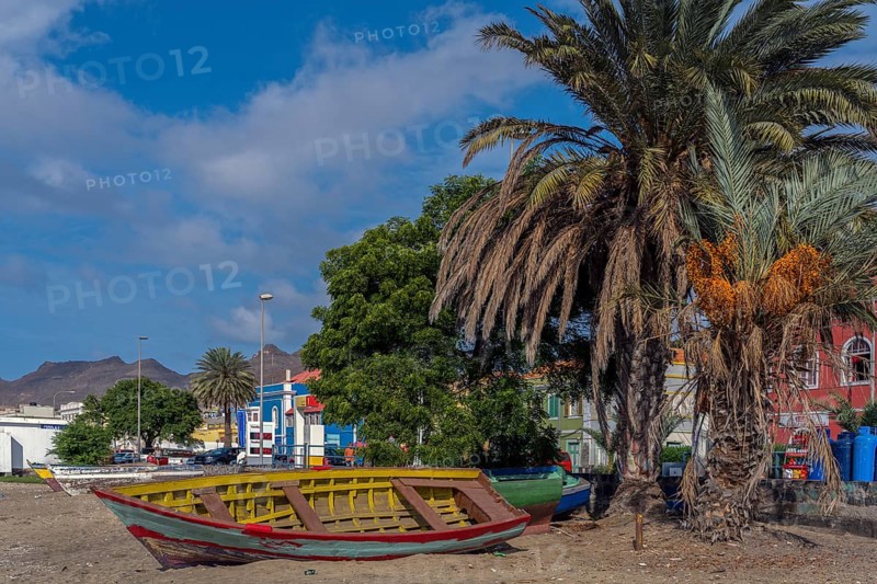 Fischerboote am Strand Sao Vicente Mindelo Kapverden