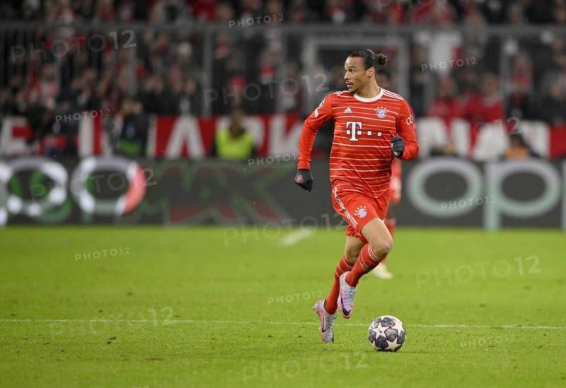 Leroy Sane FC Bayern Munich FCB on the ball