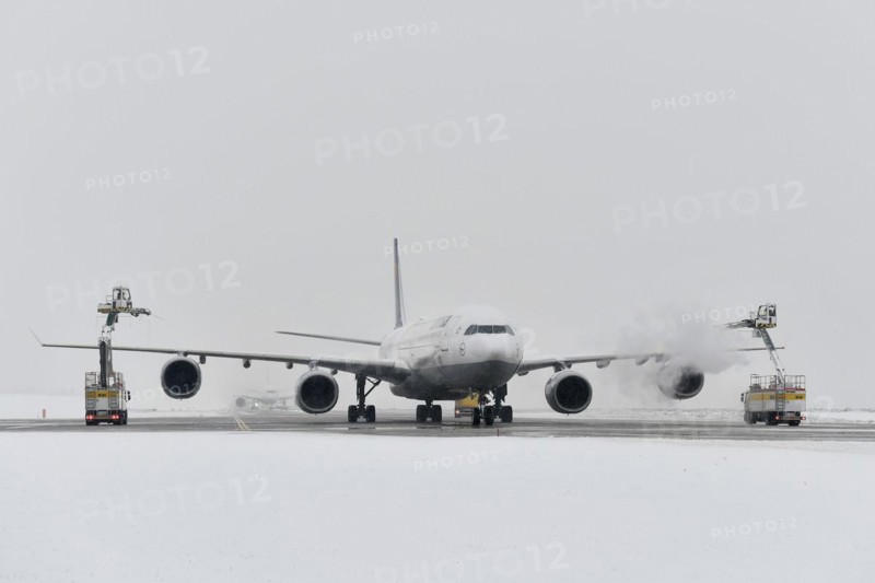 Aircraft deicing in winter in front of take-off