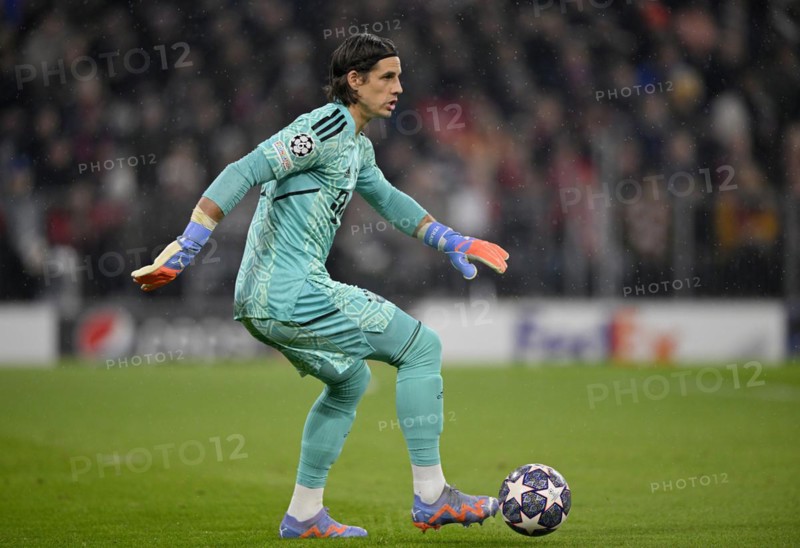 Goalkeeper Yann Sommer FC Bayern Munich FCB