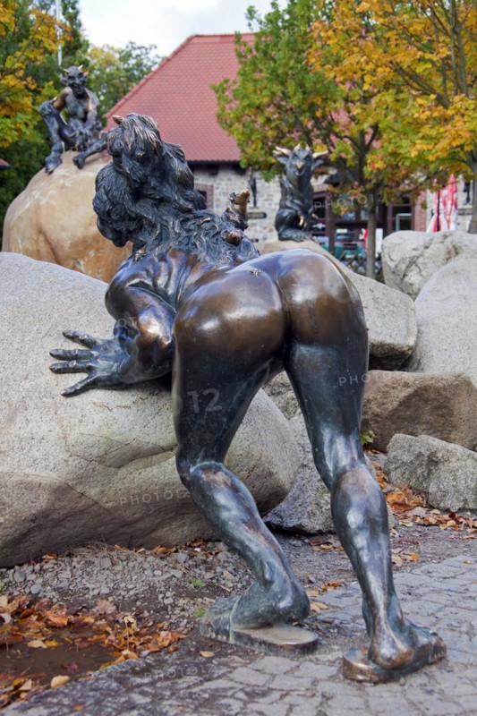 Polished bum of the witch Wadelinde at the Hexentanzplatz