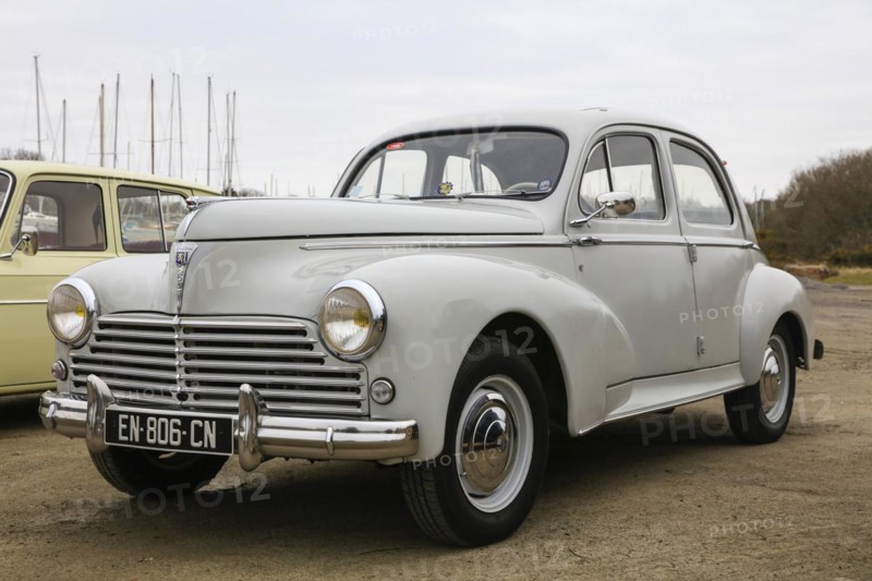 Peugeot 203