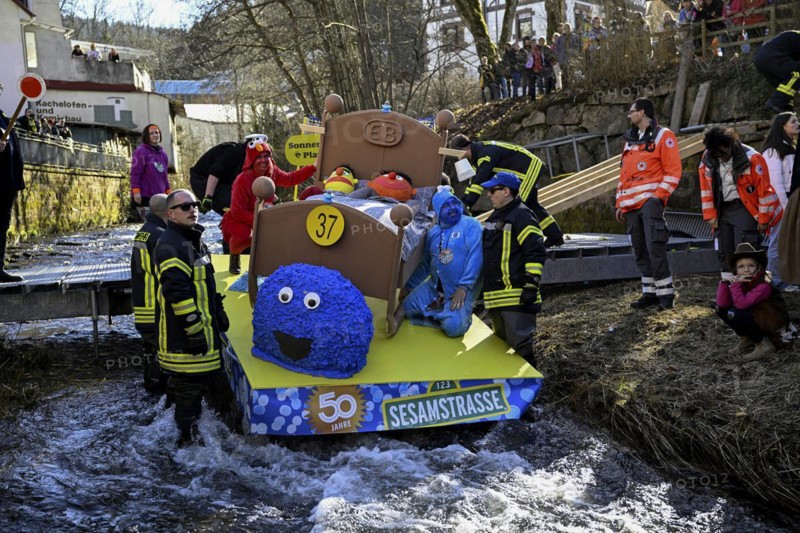 Zuber 50 years of Sesame Street on the river Schiltach