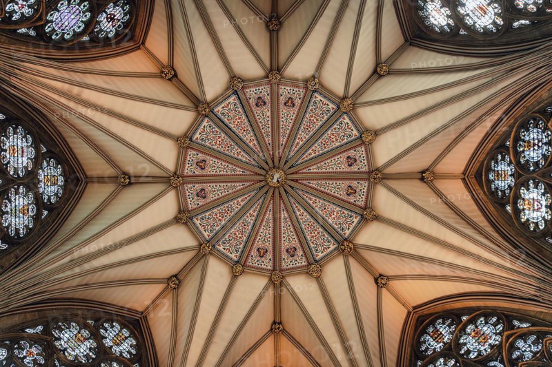 Decorated vaulted ceiling in the chapter house