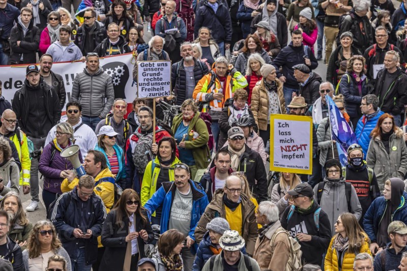 Demonstration by contrarians and other opponents of pandemic restrictions