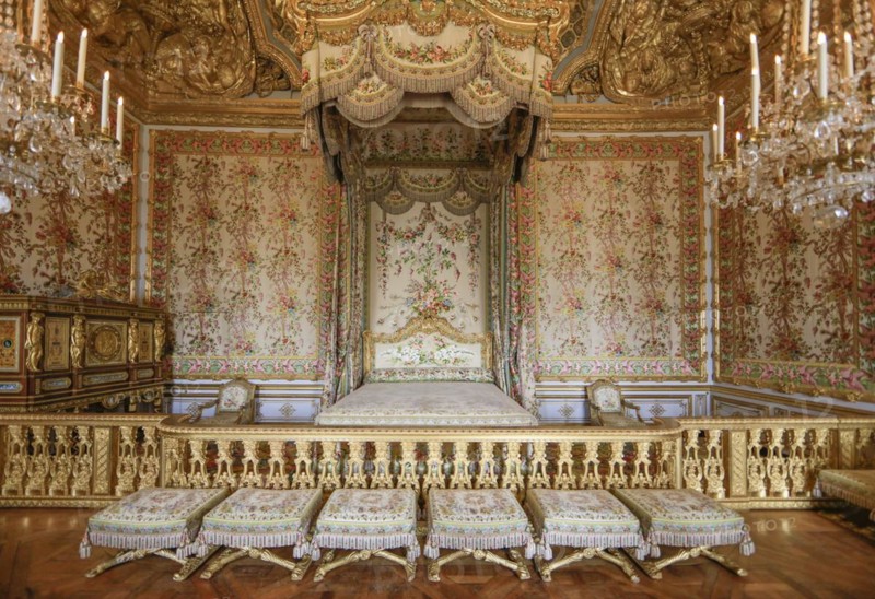 Queens Parade Bedroom Chambre de la Reine