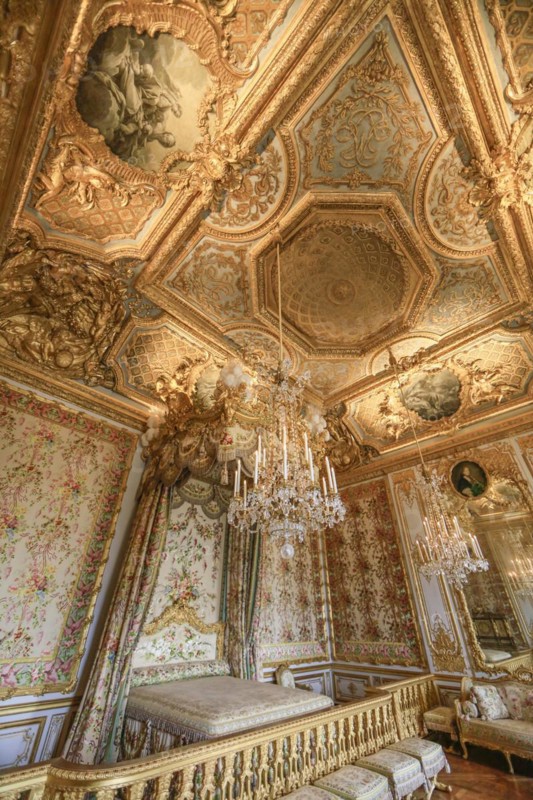 Queens Parade Bedroom Chambre de la Reine
