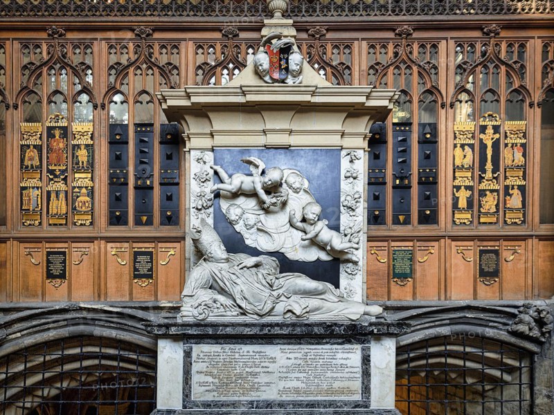 Memorial Stone with Sculpture and Inscription