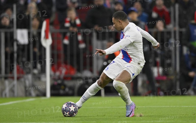 Kylian Mbappe Lottin FC Paris Saint-Germain PSG