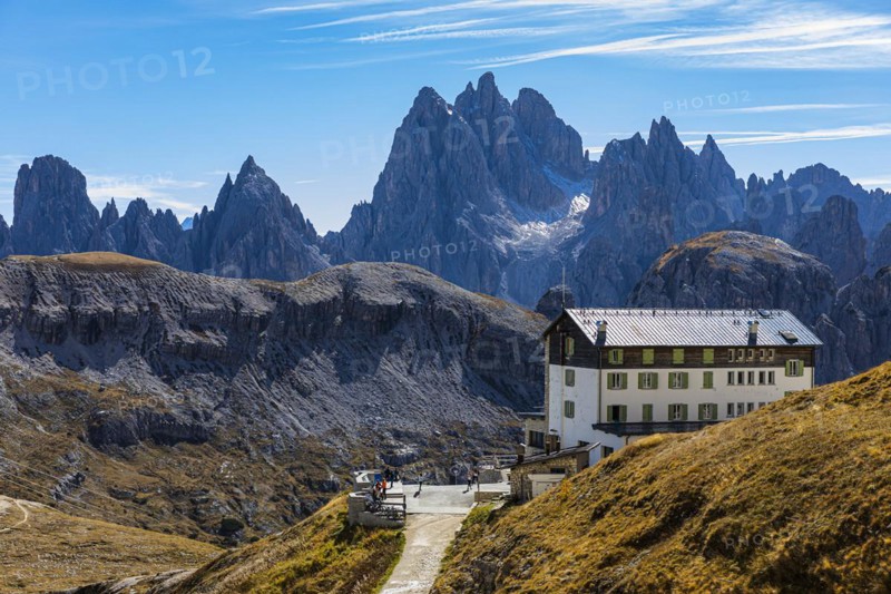 Auronzo Hut, behind the peaks of the Cadini di Misurina, Dolomites, South Tyrol, Italy, Europe