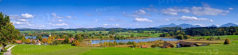 Froschhausen between the Riegsee and Froschhauser See, Pfaffenwinkel, Upper Bavaria, Bavaria, Germany, Europe