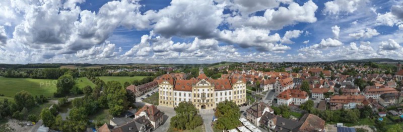 Aerial view, Residenz Ellingen, with the Ellingen estate and castle brewery, High Baroque, Ellingen, Franconian Lake District, Middle Franconia, Franconia, Bavaria, Germany, Europe