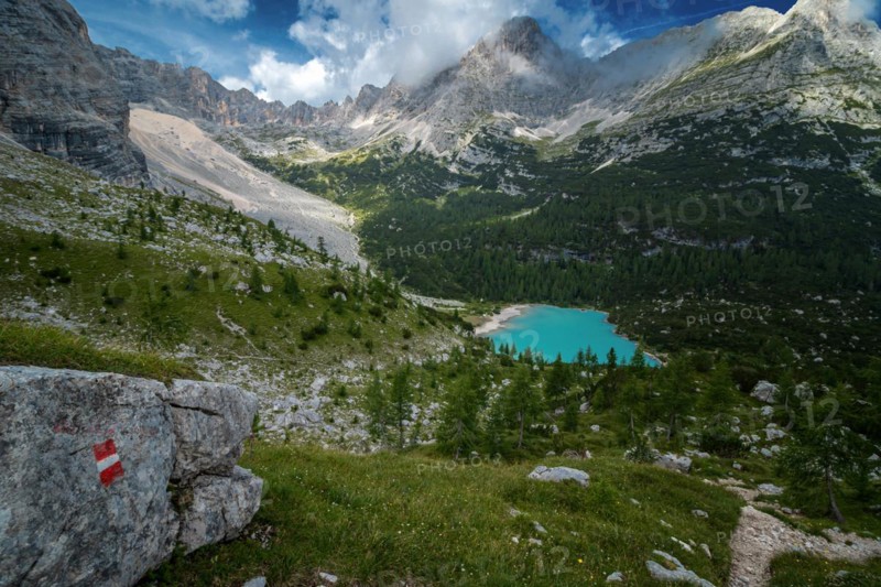 Beautiful Turquoise Lago di Sorapis Lake with Dolomites Mountains, Italy, Dolomites, Italy, Europe
