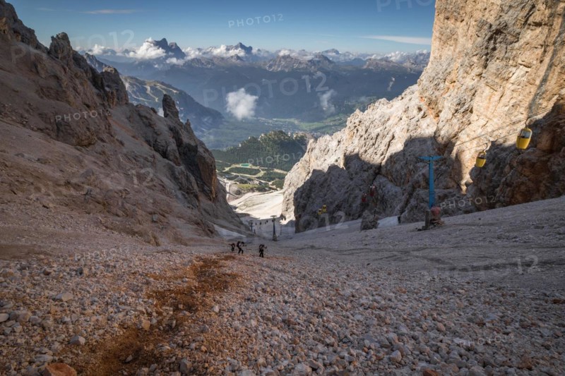 Gondola lift to Forcella Staunies, Monte Cristallo group, Dolomites, Italy, Dolomites, Italy, Europe